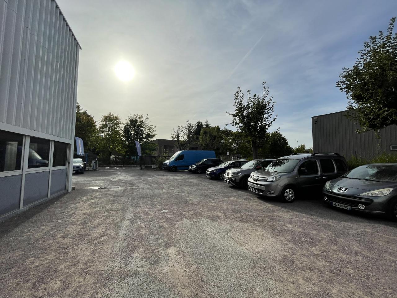 Local d'activité Montigny-le-Bretonneux 553m² Location local d'activité Montigny-le-Bretonneux Yvelines OLACT2316364 2